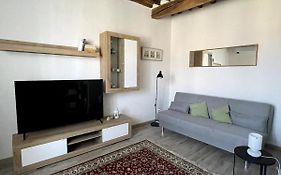 Appartamento Serena, Comfort E Terrazza Privata